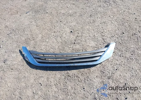 2014 Toyota Sienna Xle V6 8 Passenger z USA, uszkodzony, nr VIN 5TDYK3DC4ES522721